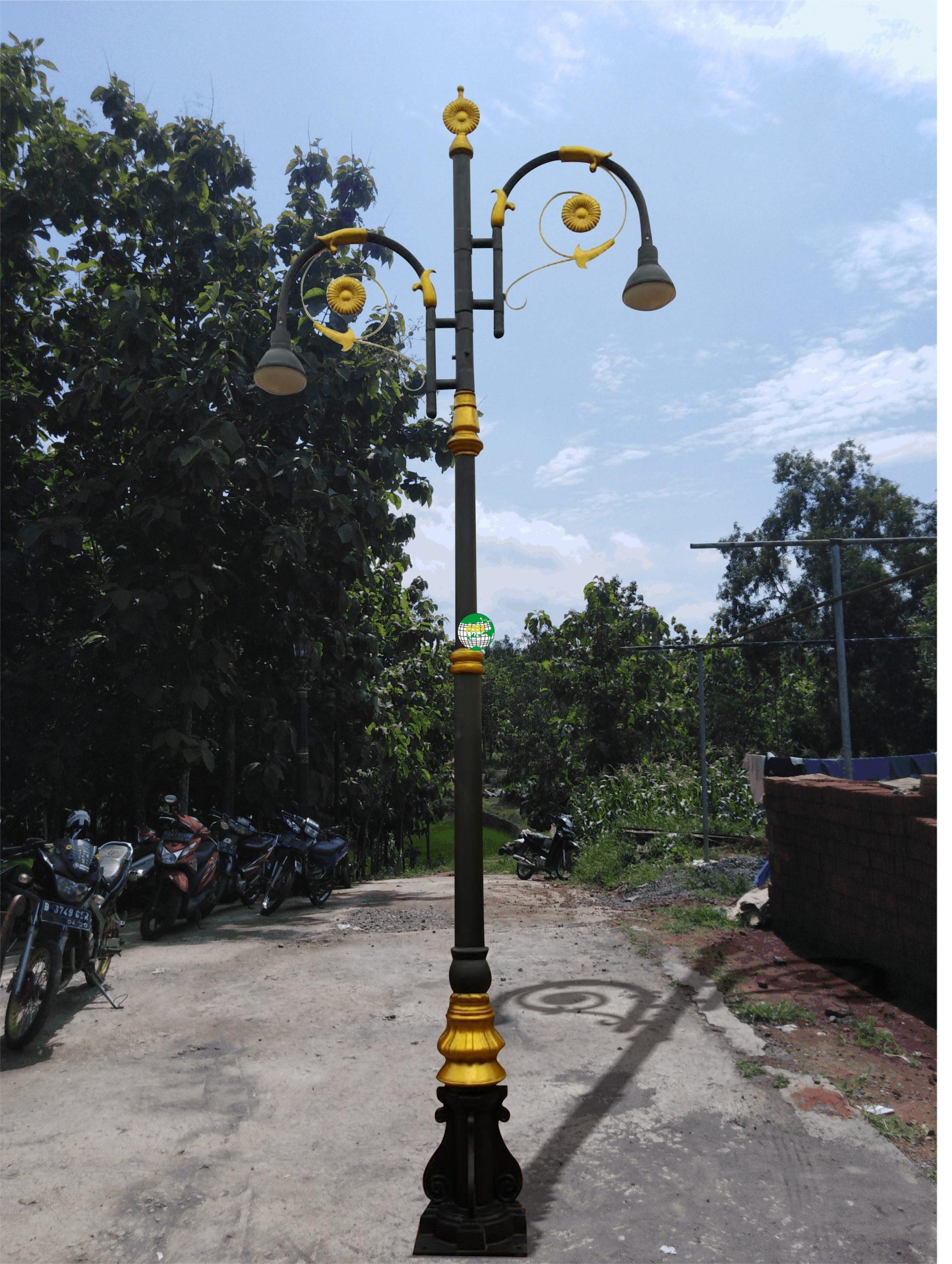 Lampu Taman Tiang - Homecare24